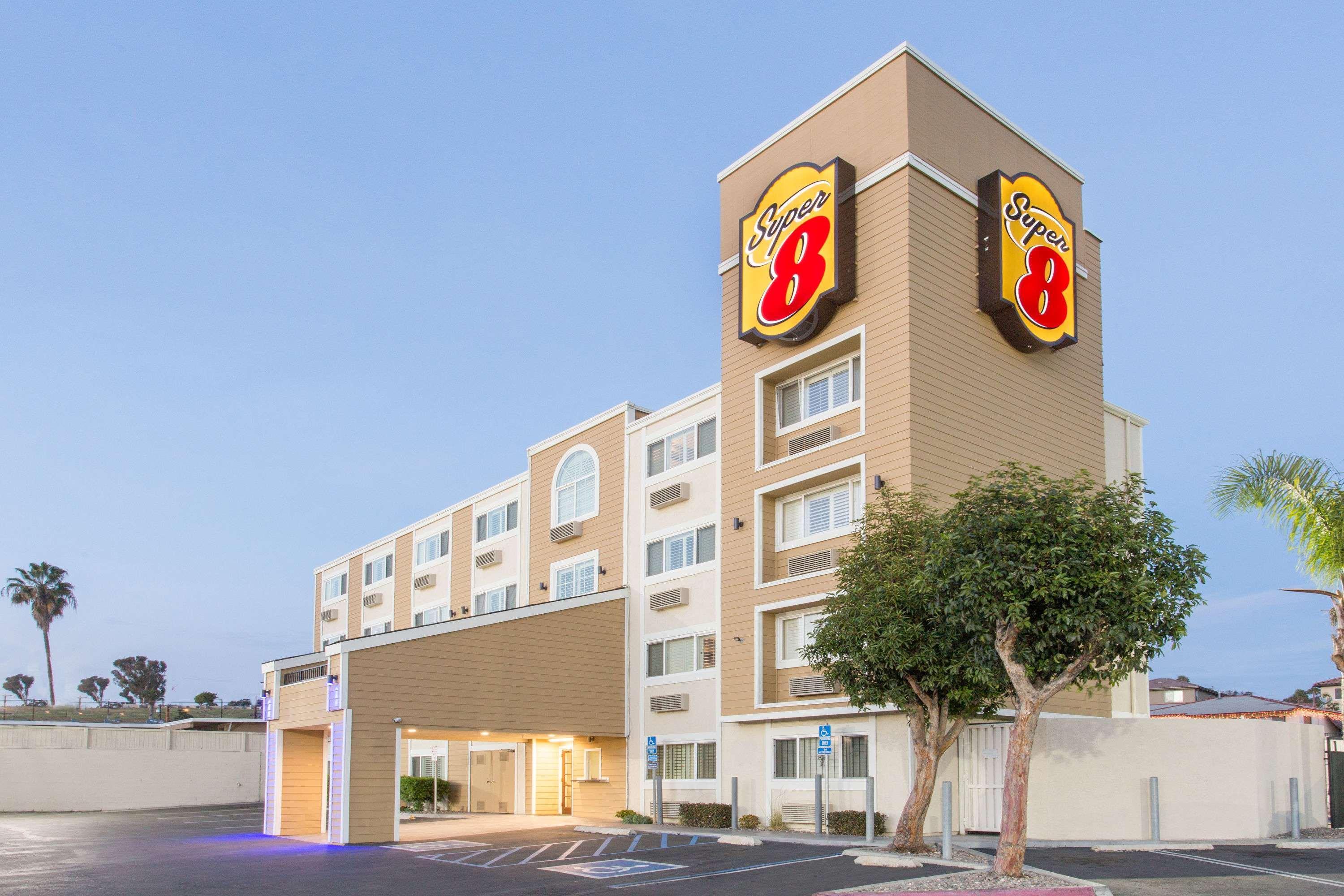 Super 8 By Wyndham National City Chula Vista Exterior foto